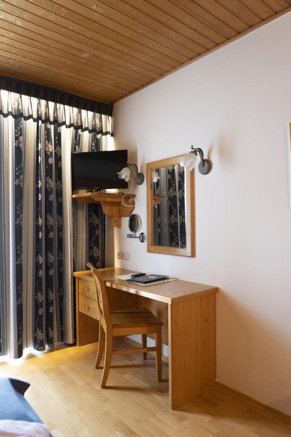 Hotel Paradiesquelle Puchberg am Schneeberg Buitenkant foto